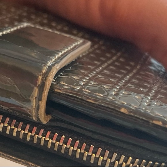 Christian Dior Mirror Wallet - Picture 9 of 10